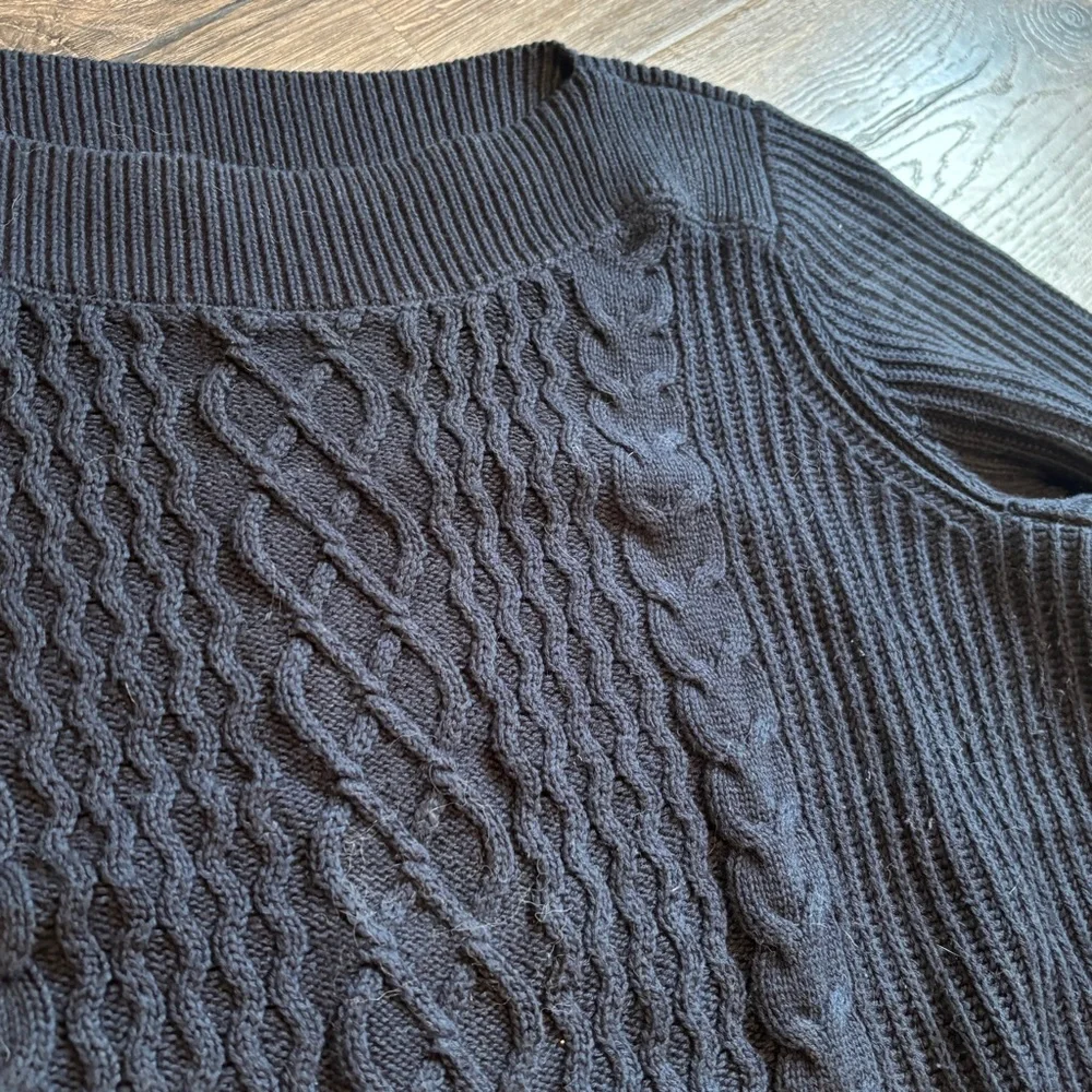 Tommy Hilfiger Navy Cable Knit Sweater